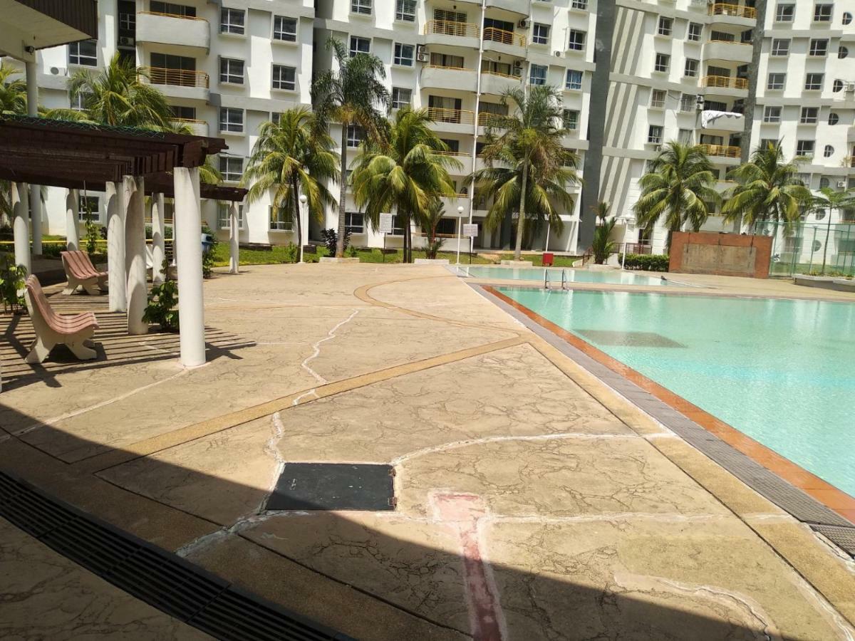 Bay View Apartment Port Dickson