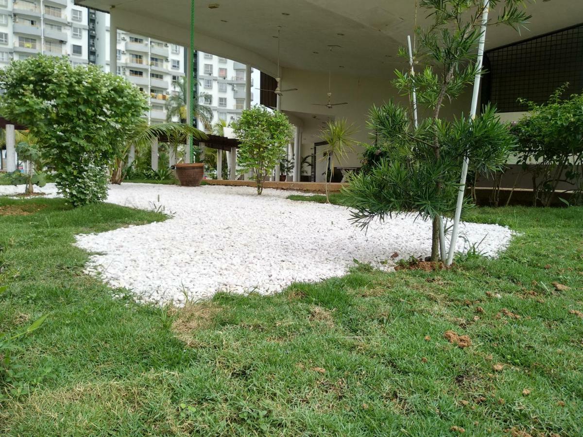 Bay View Apartment